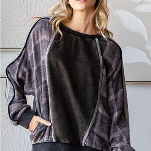 Oli & Hali Black, purple and gray oversized sweatshirt - size XL - like new